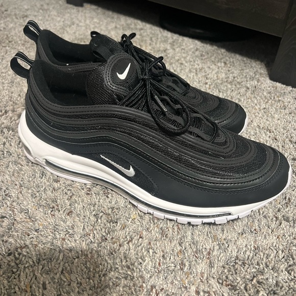 Brand new Nike Airmax 97, Black & White. Men’s Size 12- Worn once.
